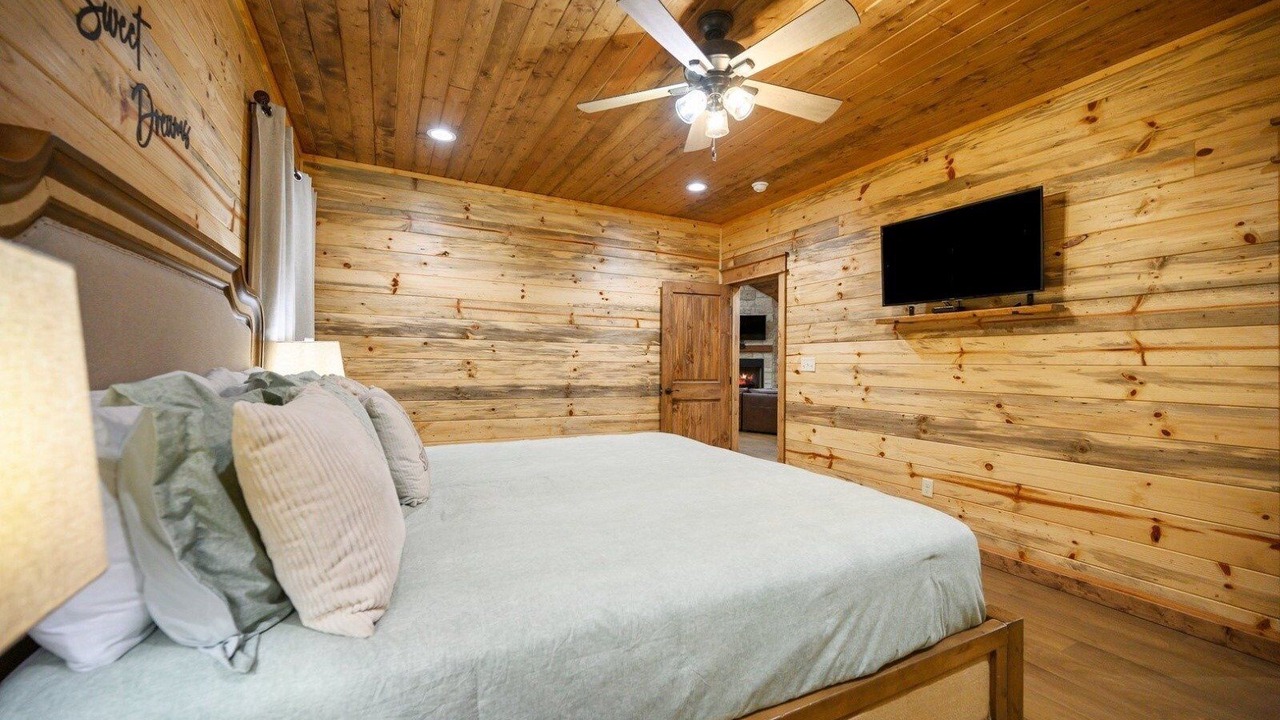 Photo of Bedroom in Pickens