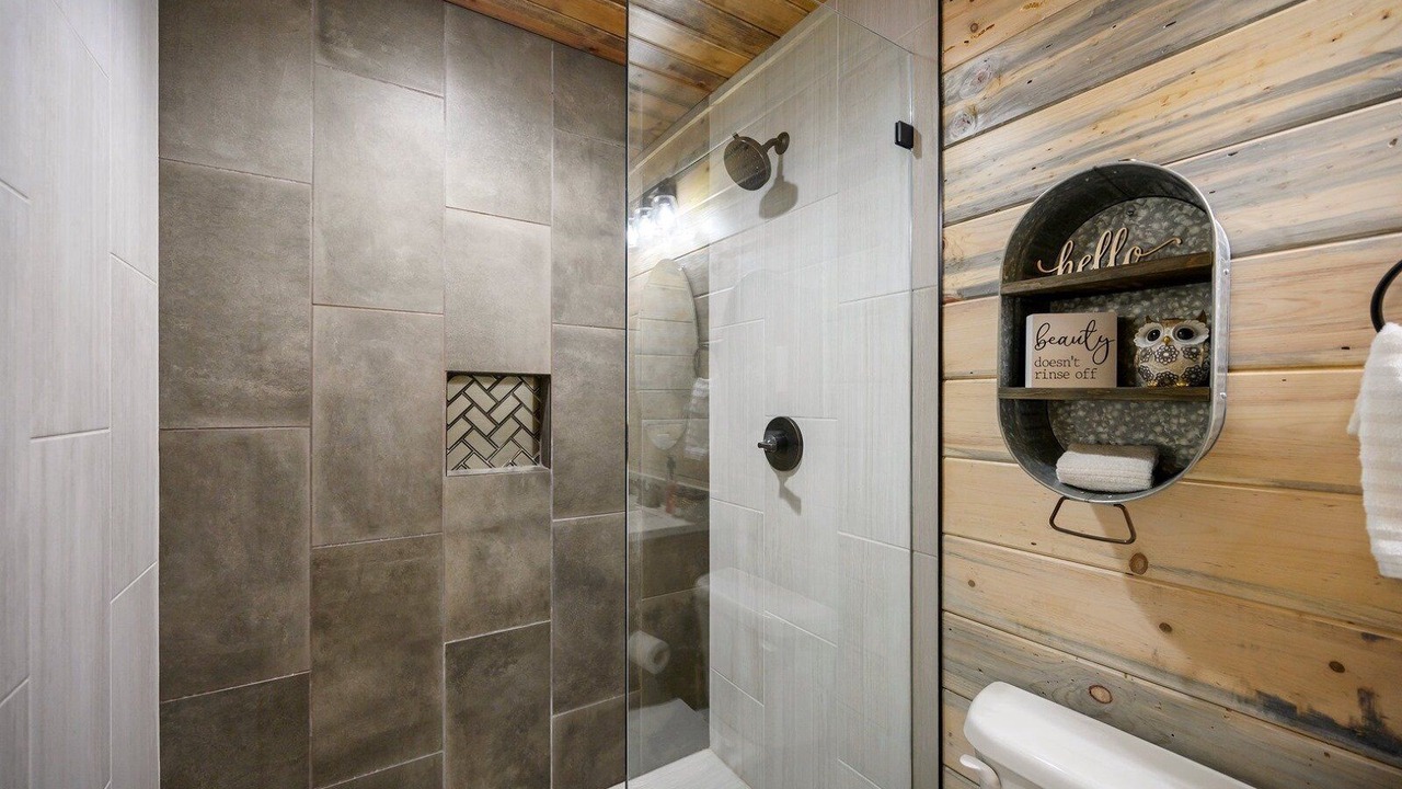 Photo of Bathroom in Pickens