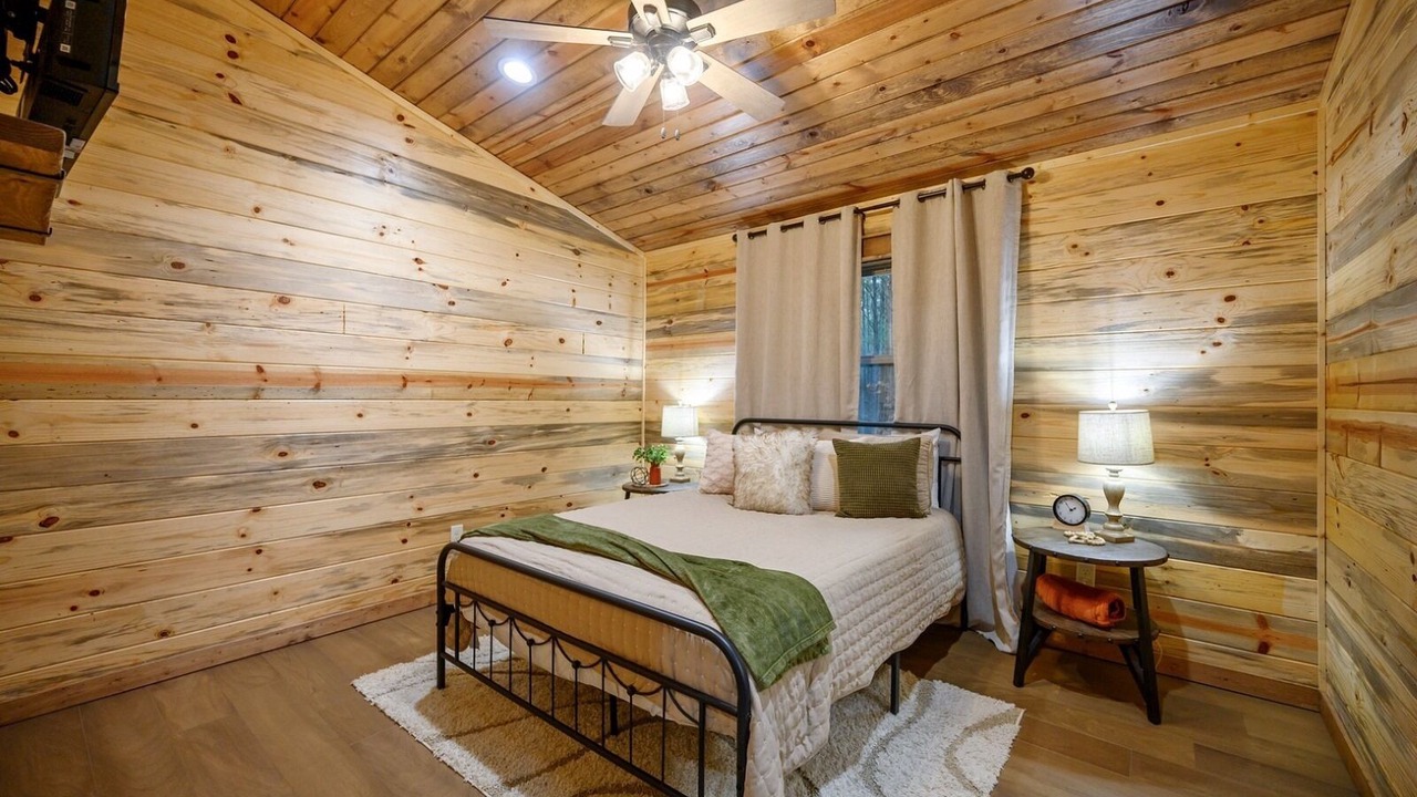 Photo of Bedroom in Pickens