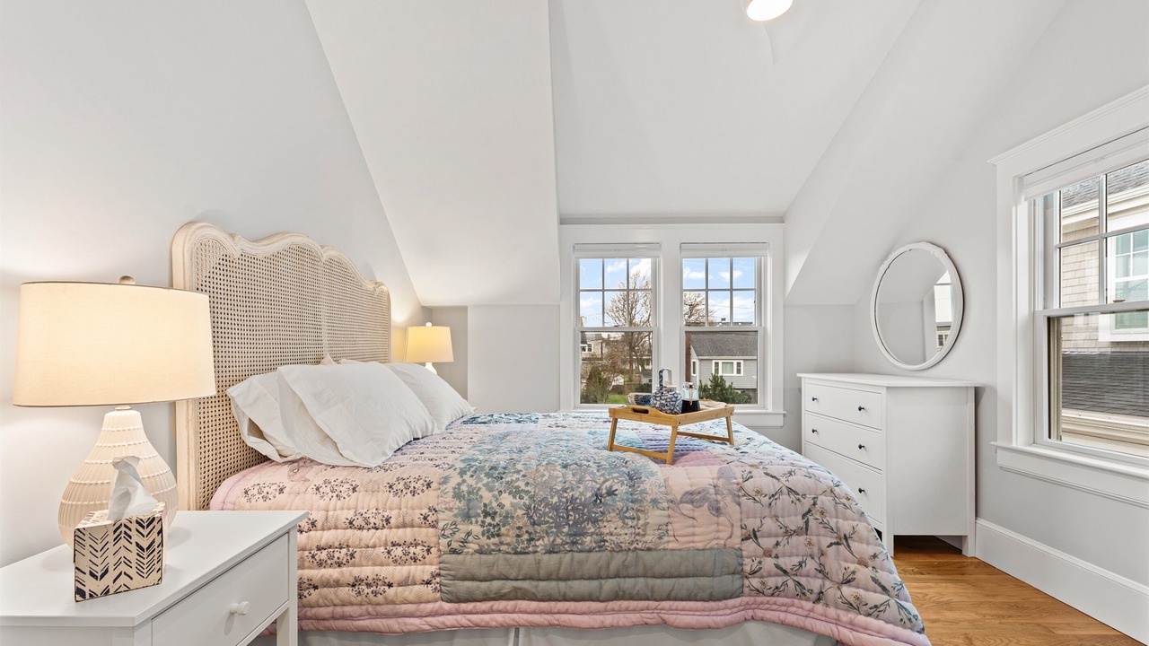 Photo of Bedroom in Greenbush