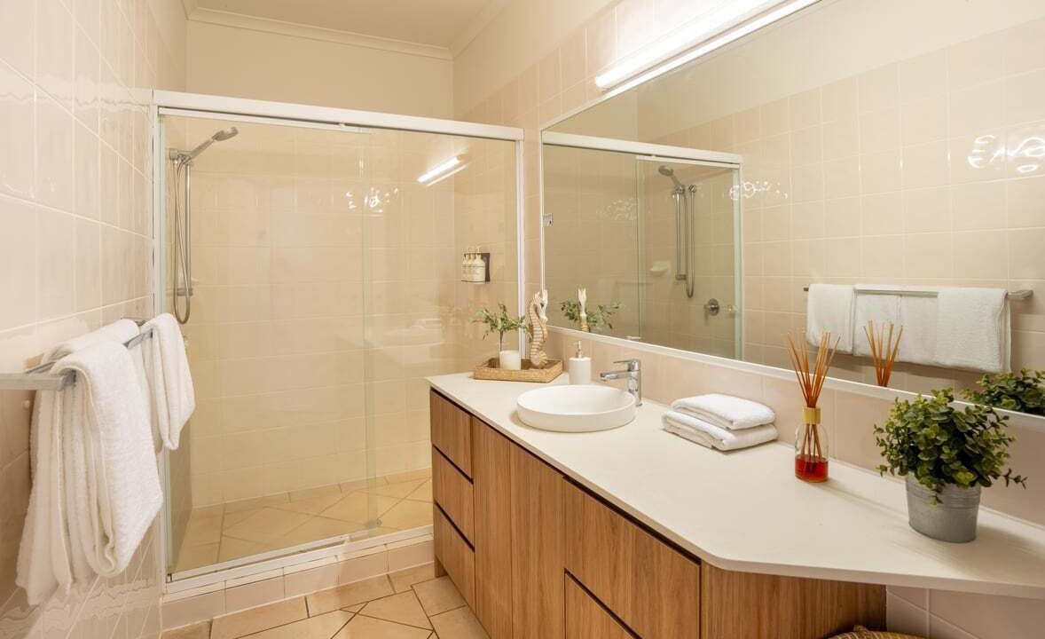 Photo of Bathroom in Point Lookout