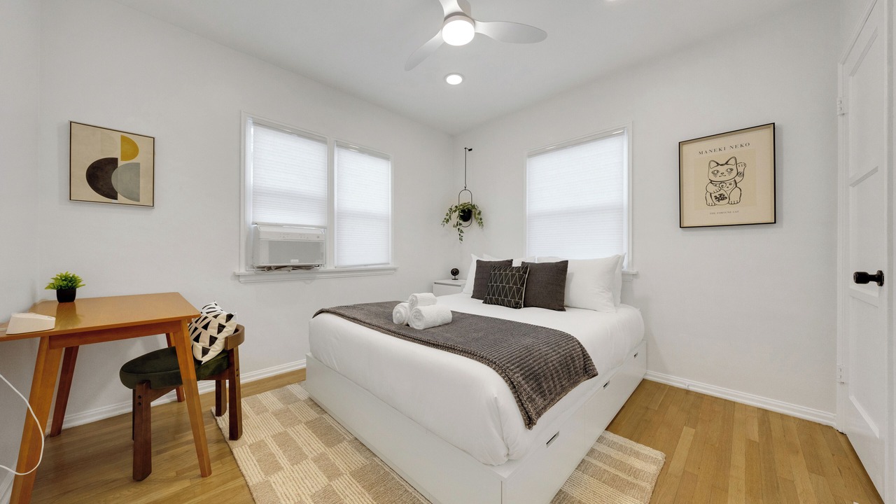 Photo of Bedroom in Mid Central