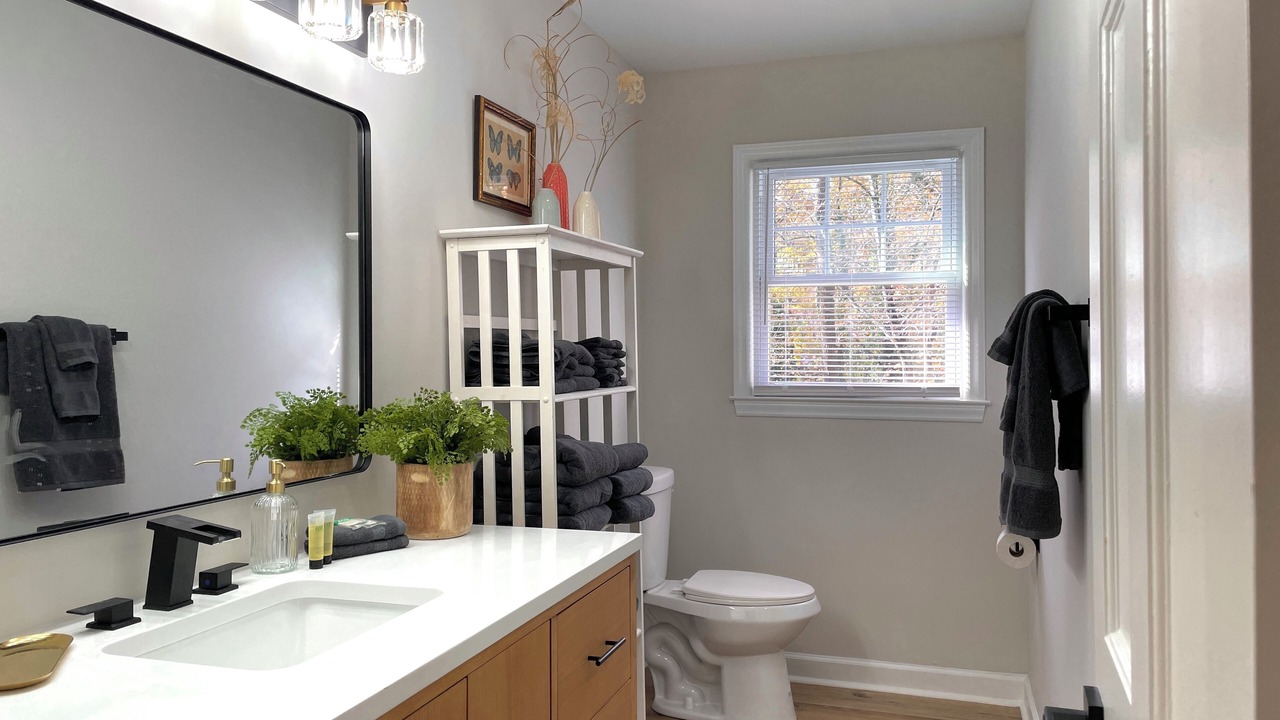Photo of Bathroom in Green Valley