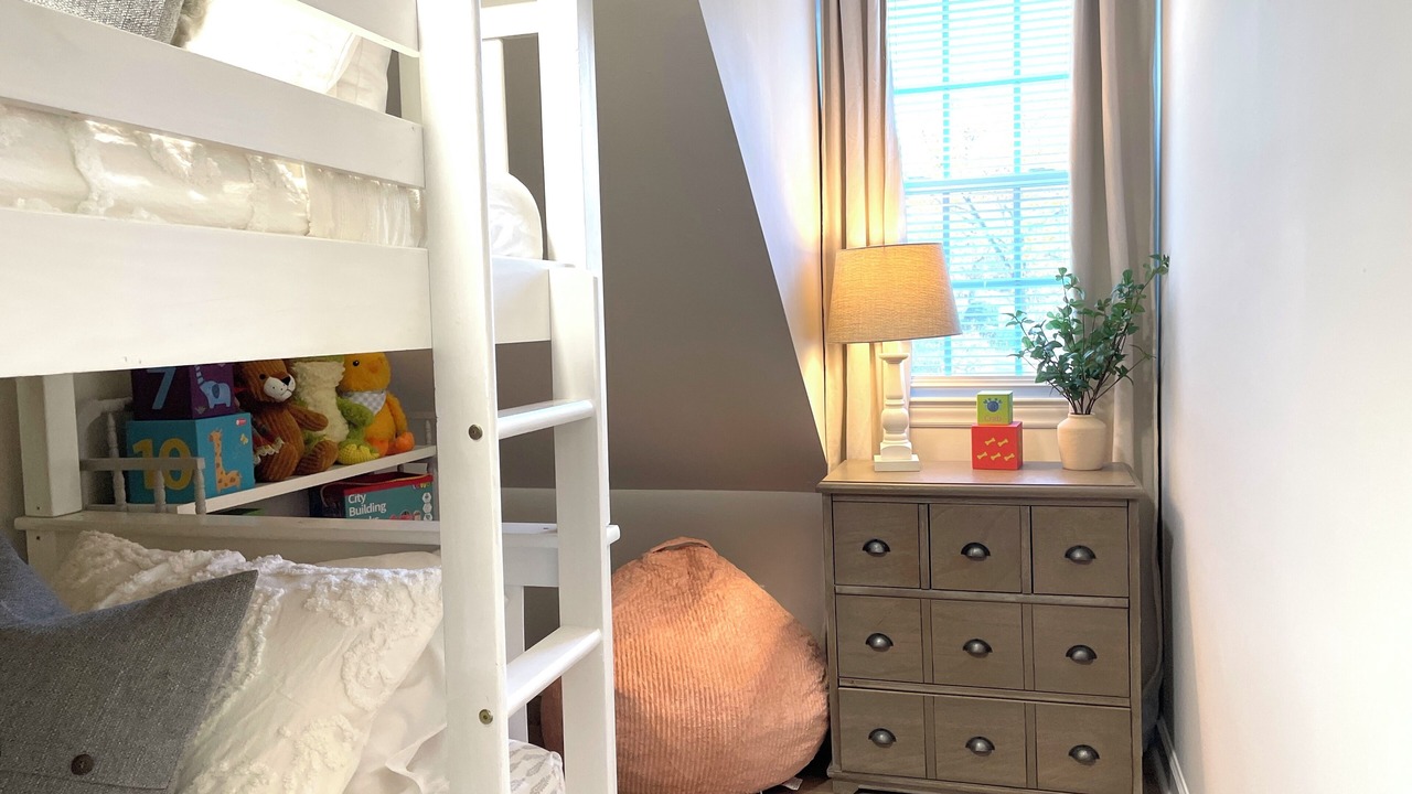 Photo of Bedroom in Green Valley