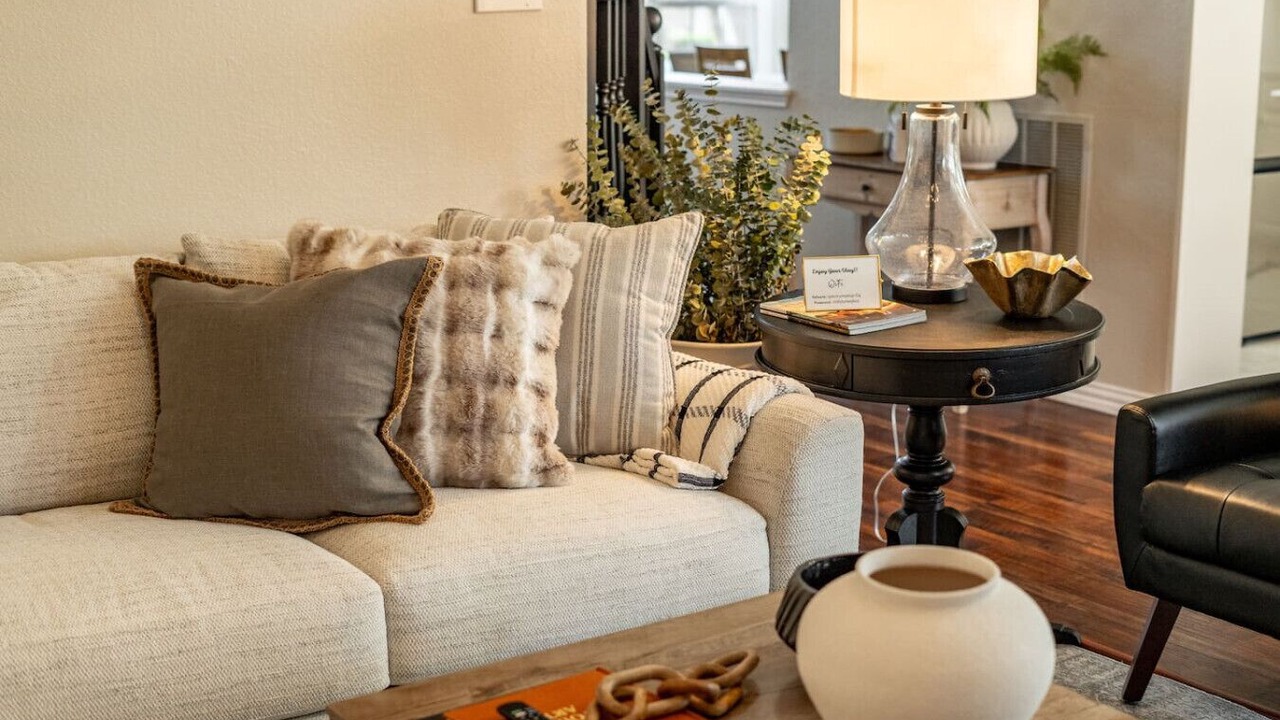 Photo of Livingroom in Allen