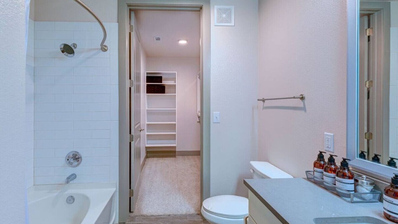 Photo of Bathroom in Las Colinas