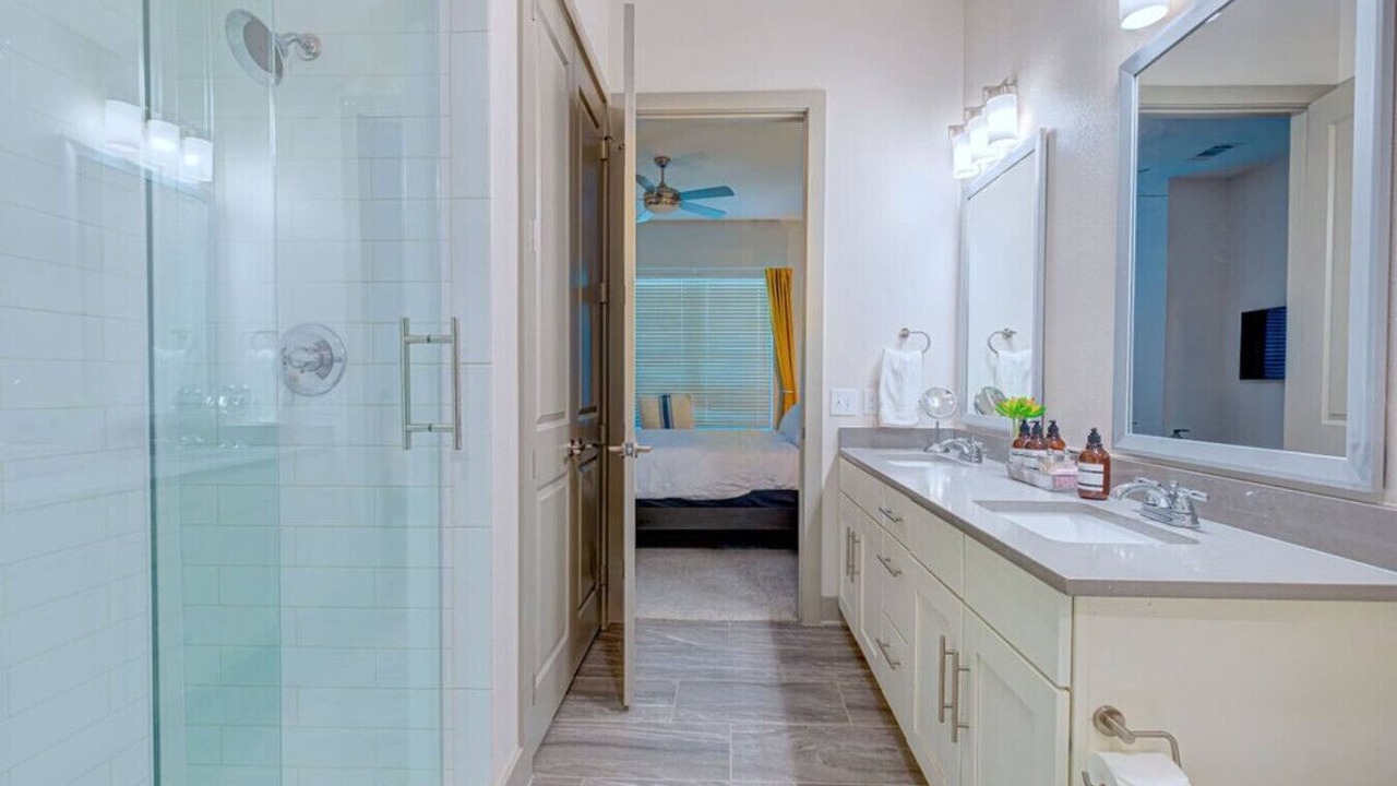 Photo of Bathroom in Las Colinas