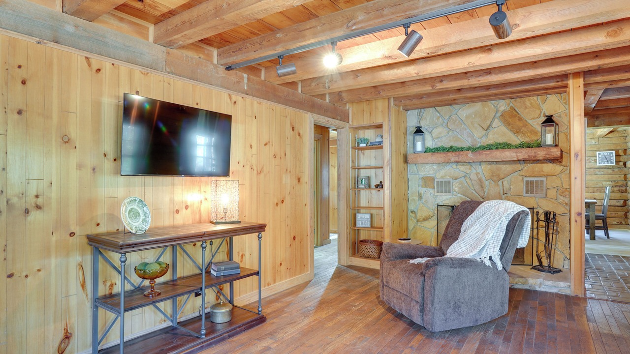 Photo of Livingroom in Murray