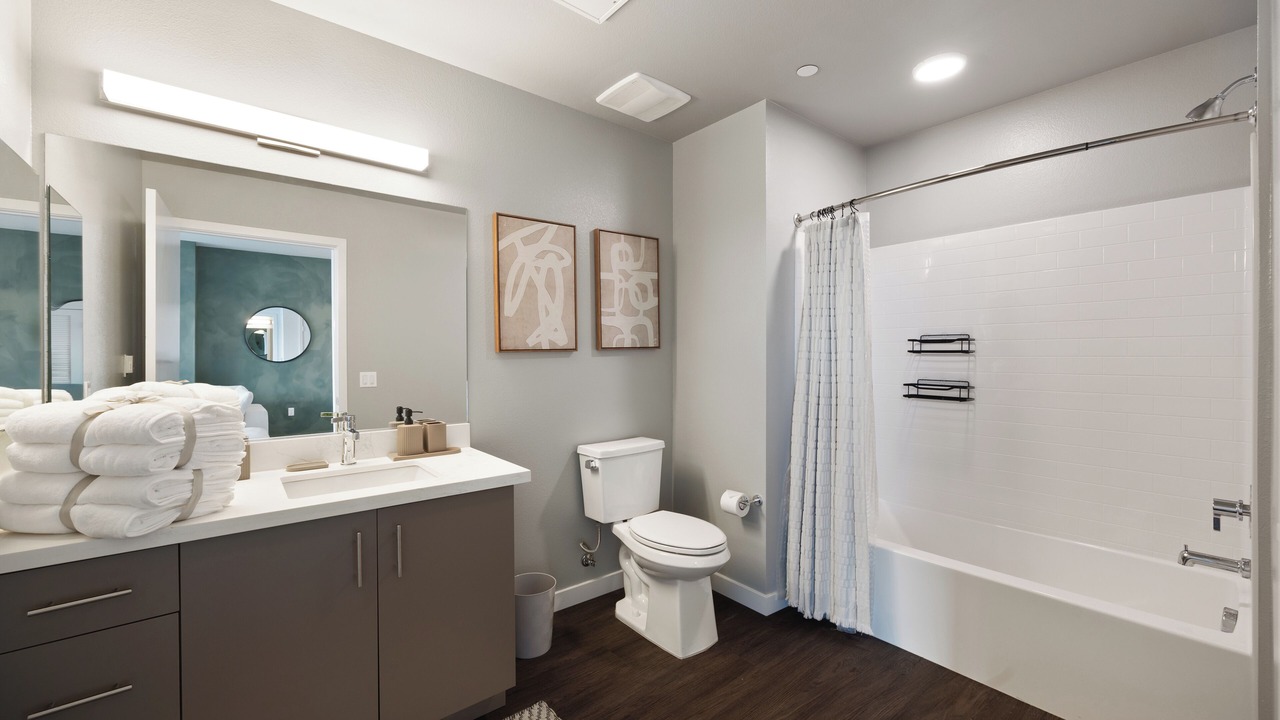 Photo of Bathroom in Rampart Village