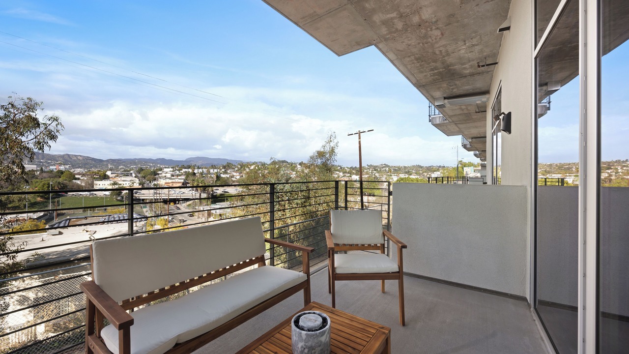 Photo of Patio Balcony in Rampart Village