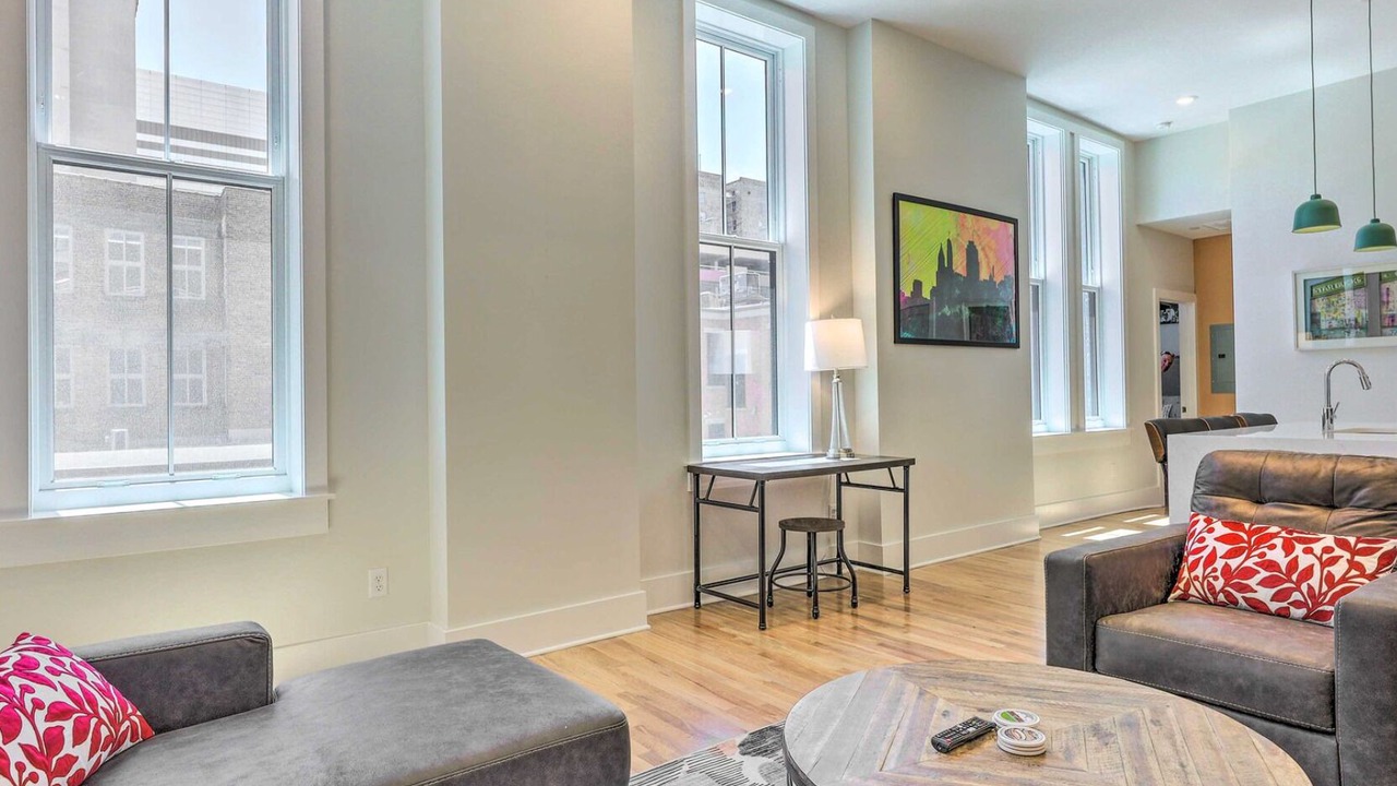 Photo of Livingroom in Central Business District