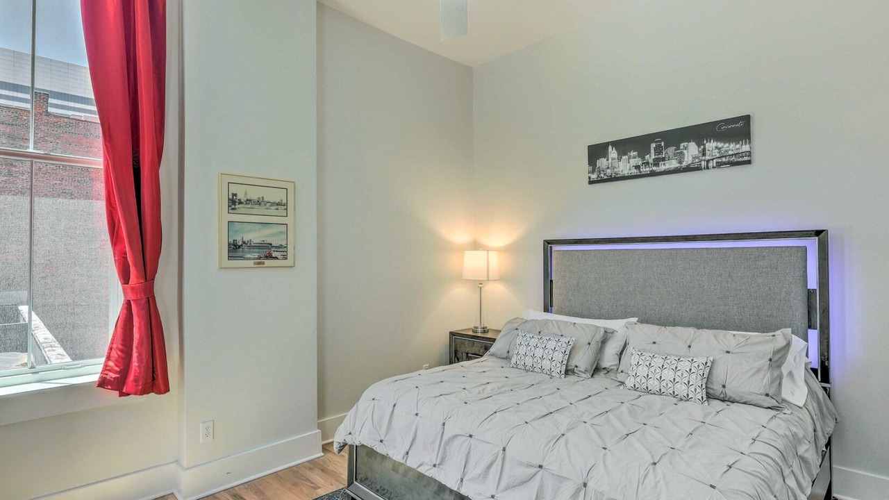 Photo of Bedroom in Central Business District
