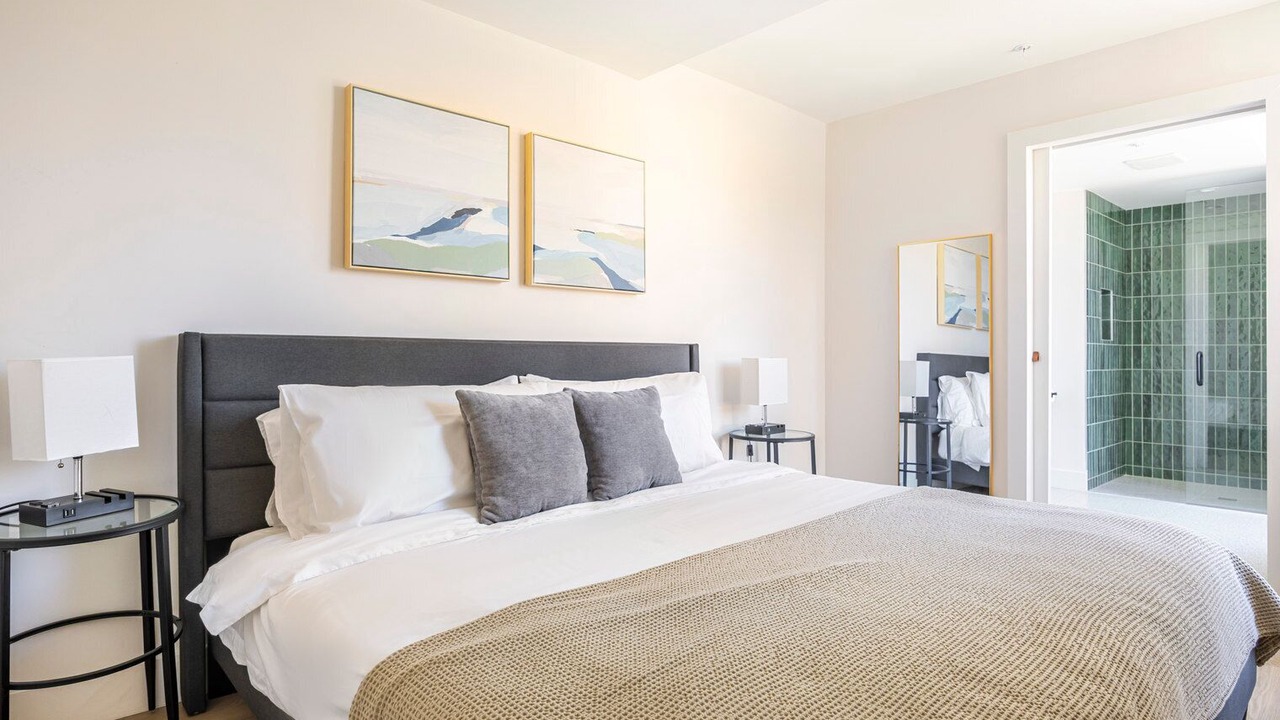 Photo of Bedroom in East Hollywood