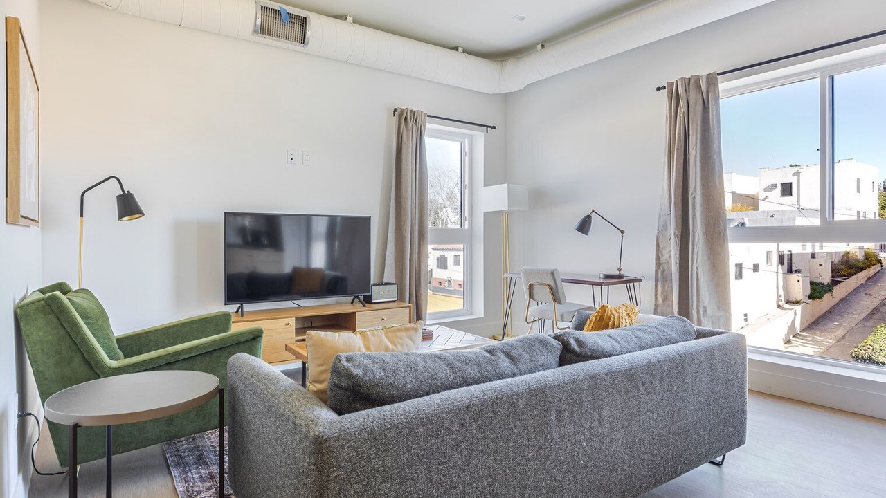 Photo of Livingroom in East Hollywood