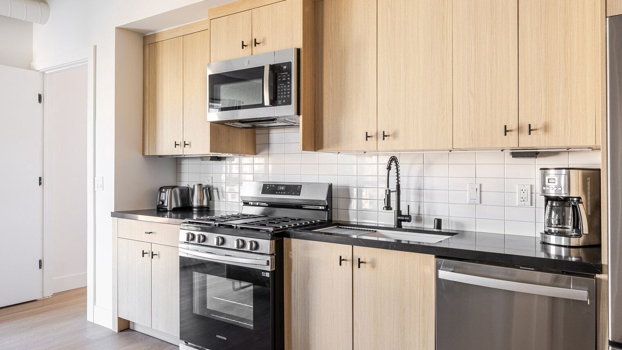 Photo of Kitchen in East Hollywood
