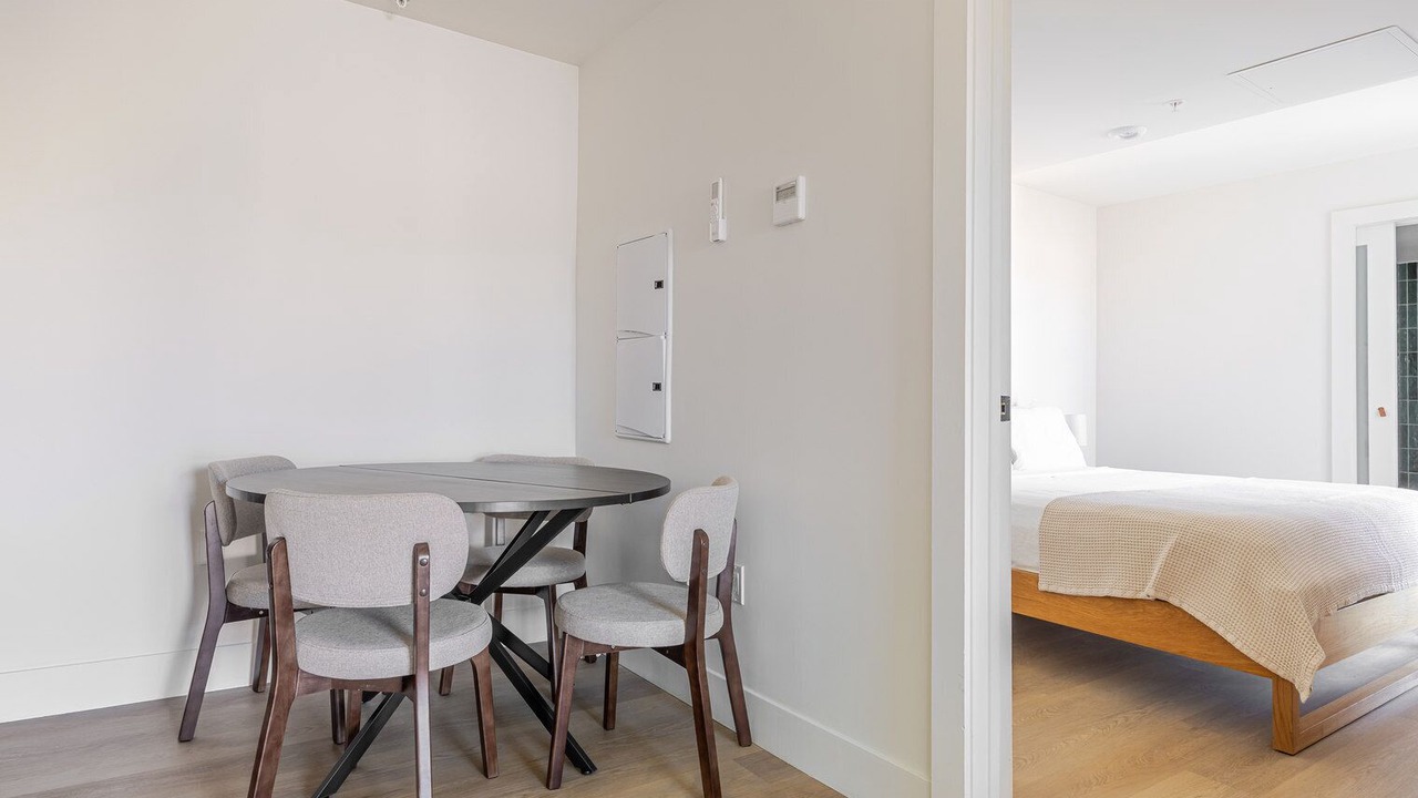 Photo of Bedroom in East Hollywood