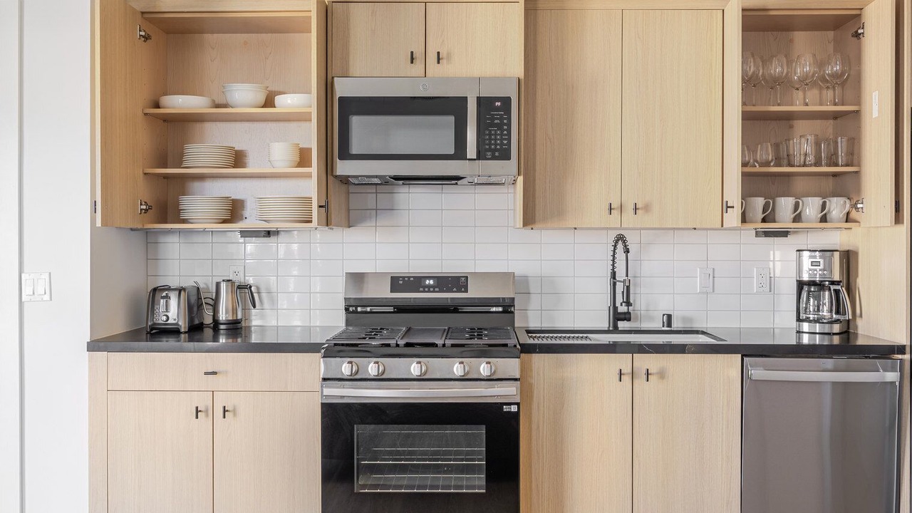 Photo of Kitchen in East Hollywood