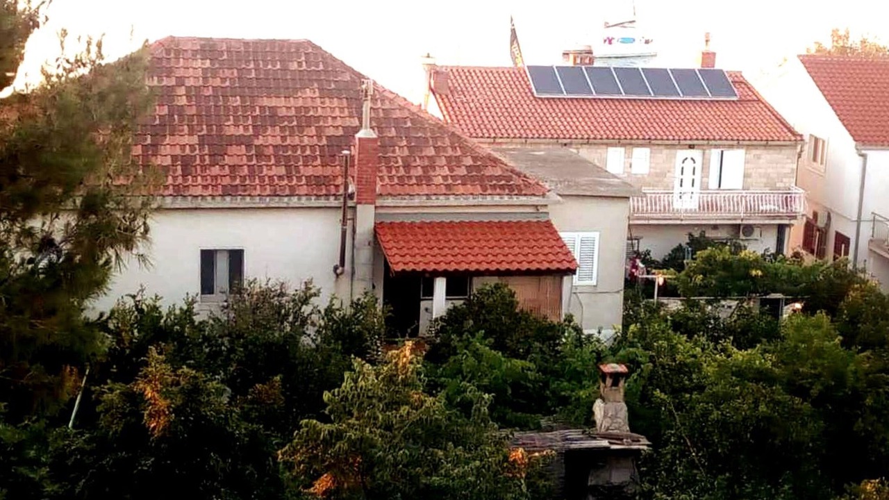 Photo of Others in Loviste