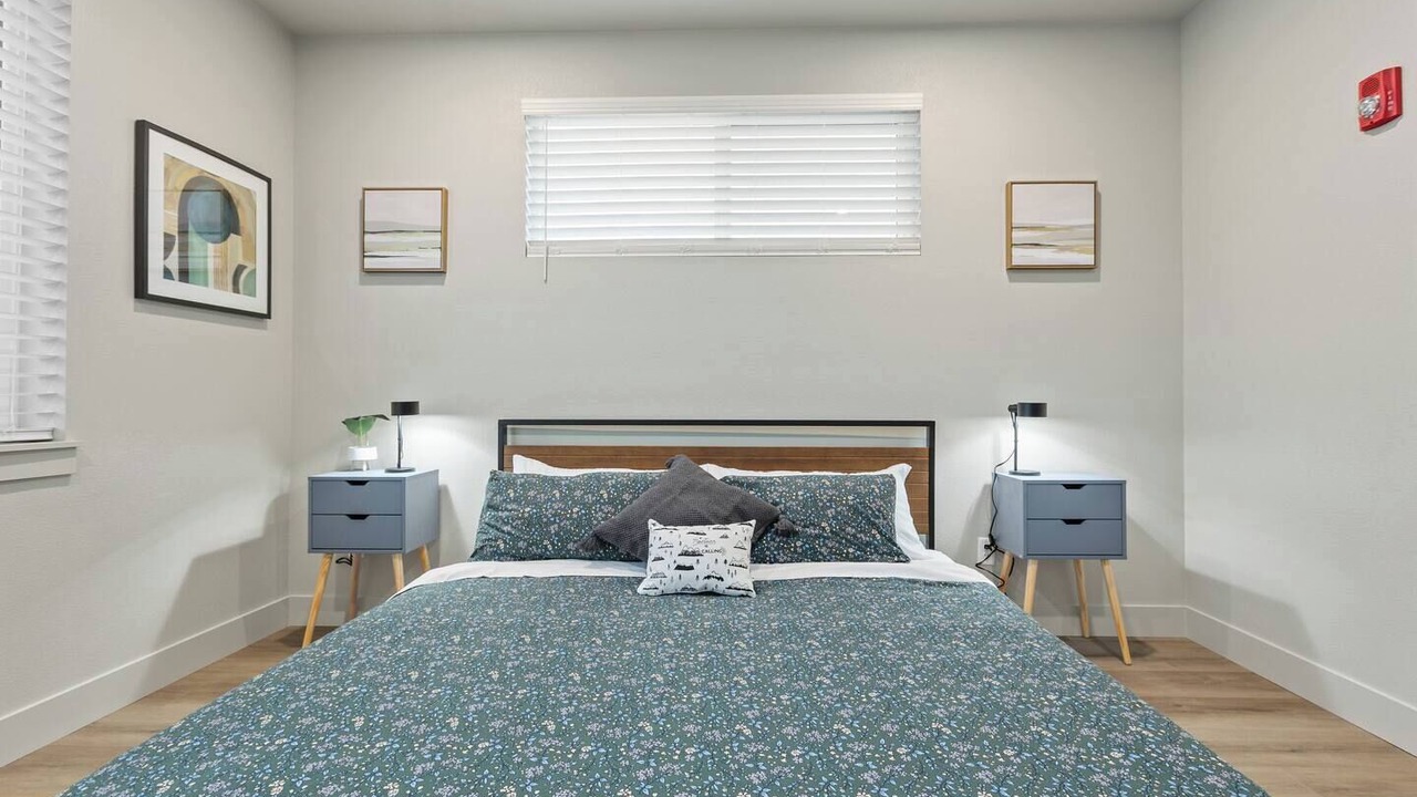 Photo of Bedroom in Old Town North