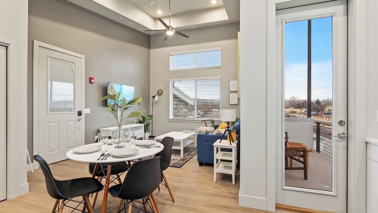 Photo of Livingroom in Old Town North