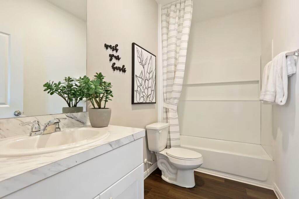 Photo of Bathroom in Porter