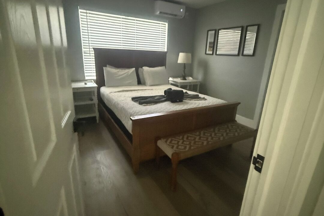 Photo of Bedroom in North Beach