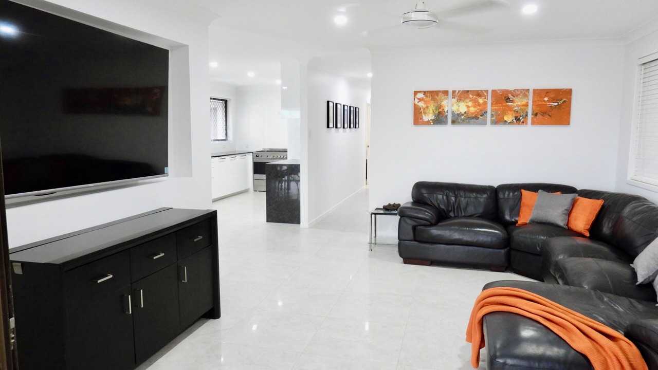 Photo of Livingroom in Tweed Heads West