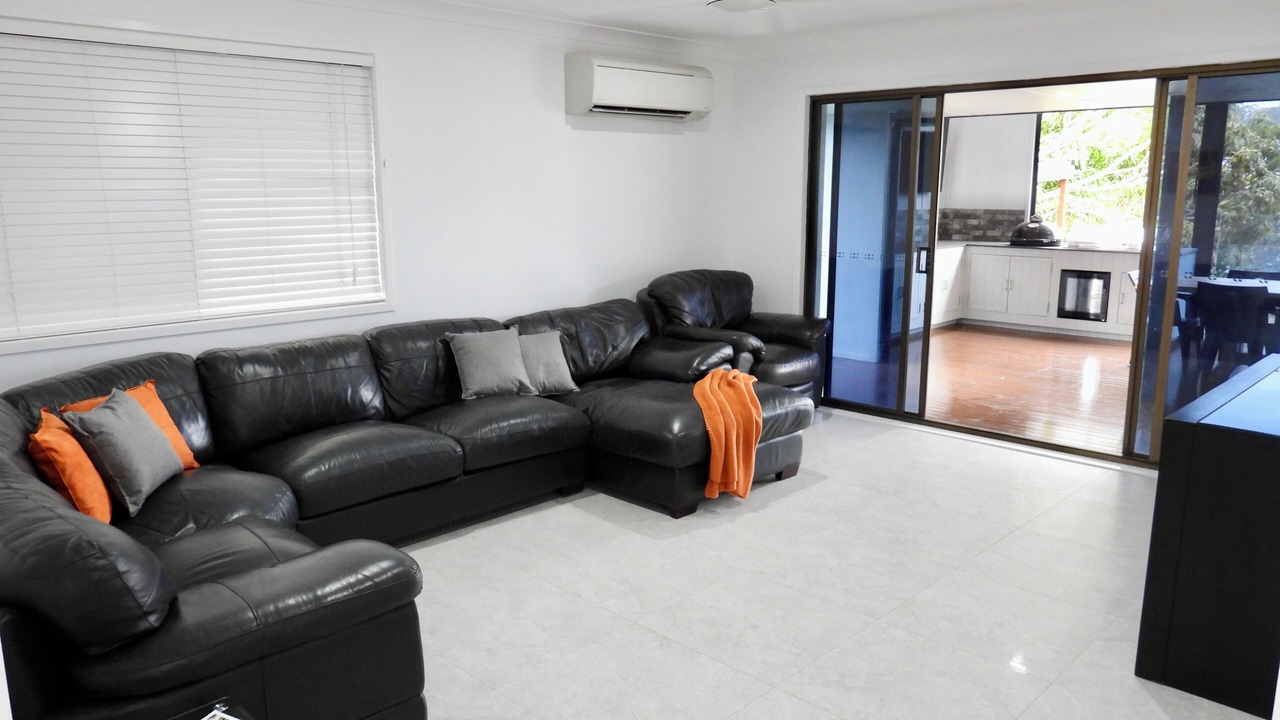 Photo of Livingroom in Tweed Heads West