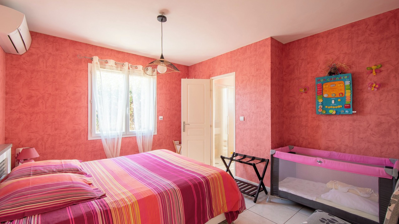 Photo of Bedroom in Montpeyroux