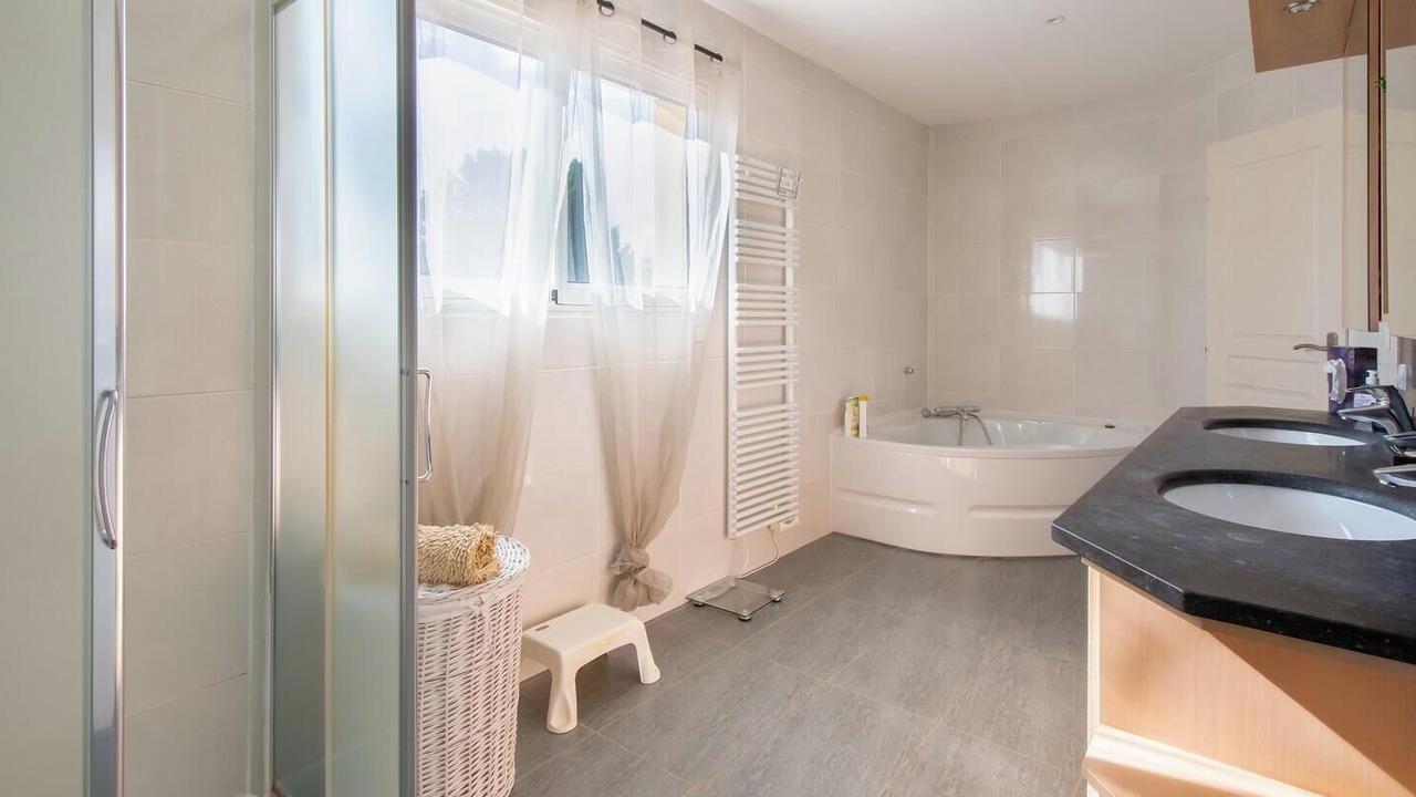 Photo of Bathroom in Montpeyroux
