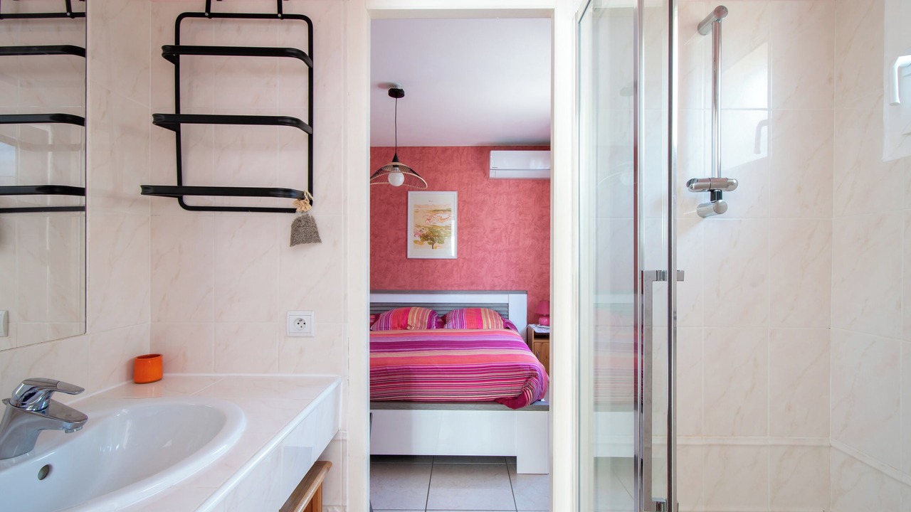 Photo of Bathroom in Montpeyroux