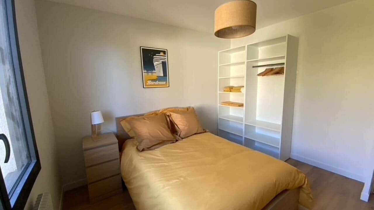 Photo of Bedroom in Pessac