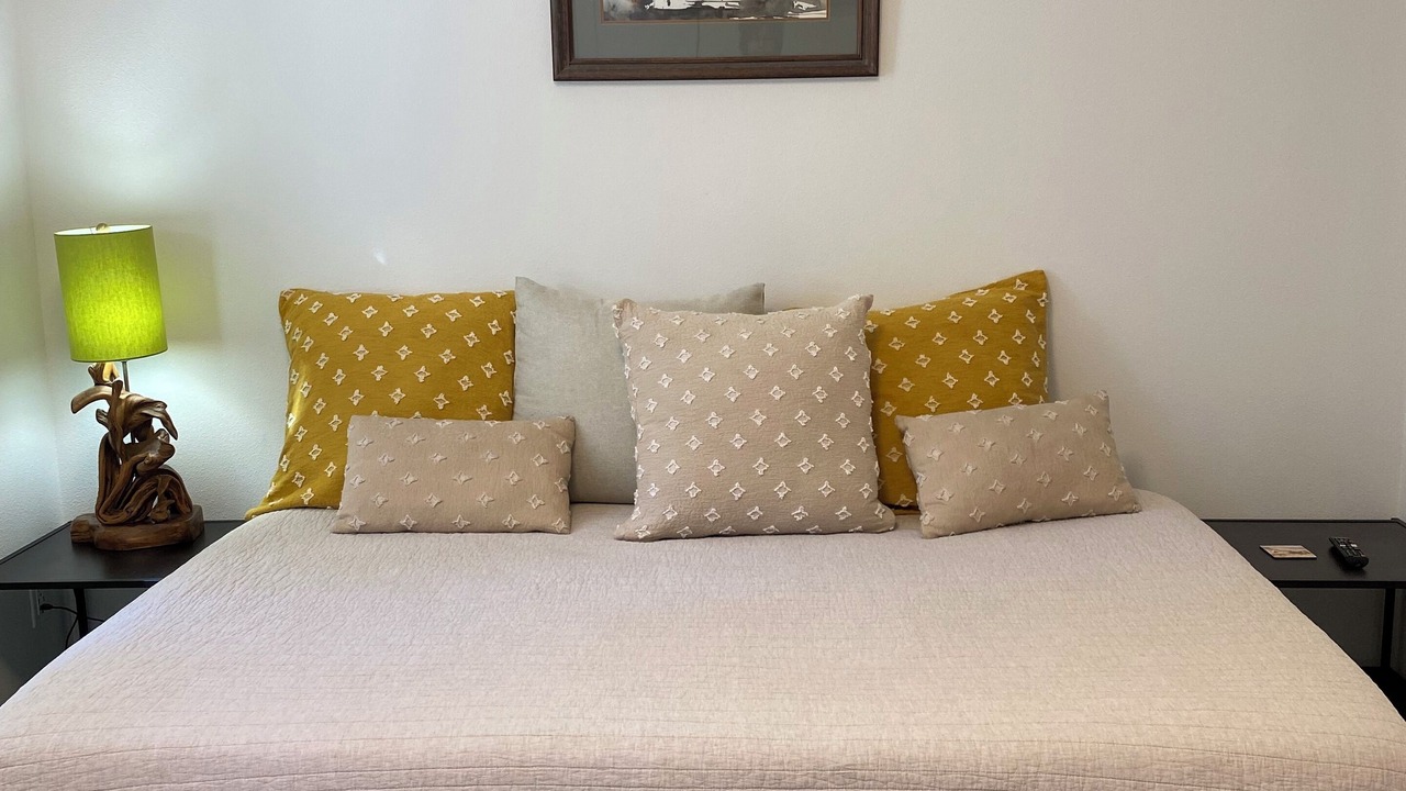 Photo of Bedroom in Creston - Kenilworth