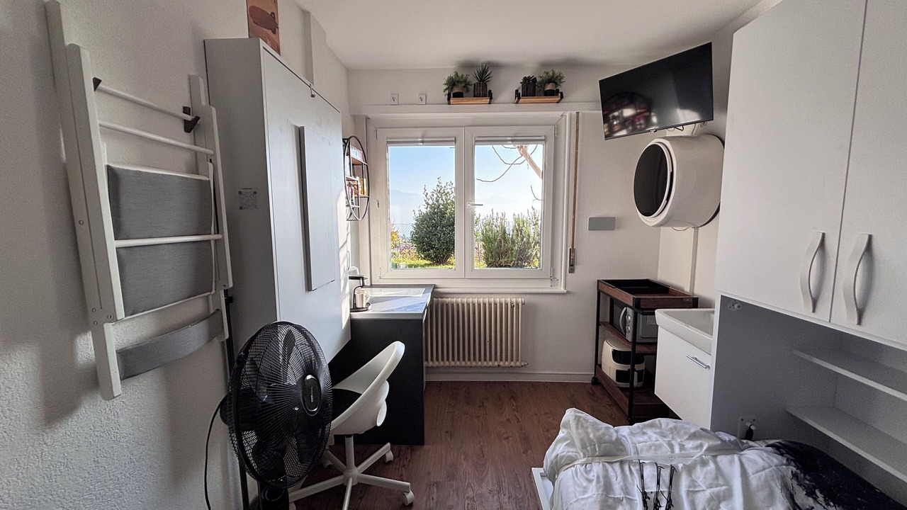 Photo of Bedroom in Pully