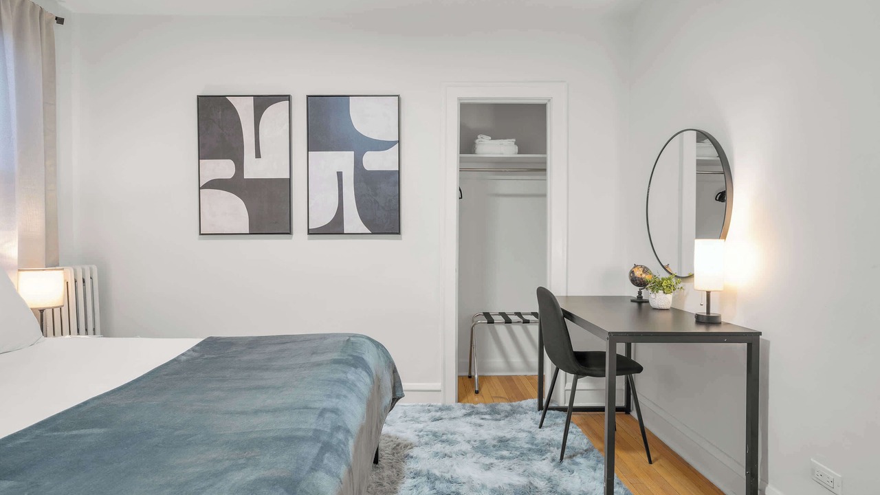 Photo of Bedroom in Cragin