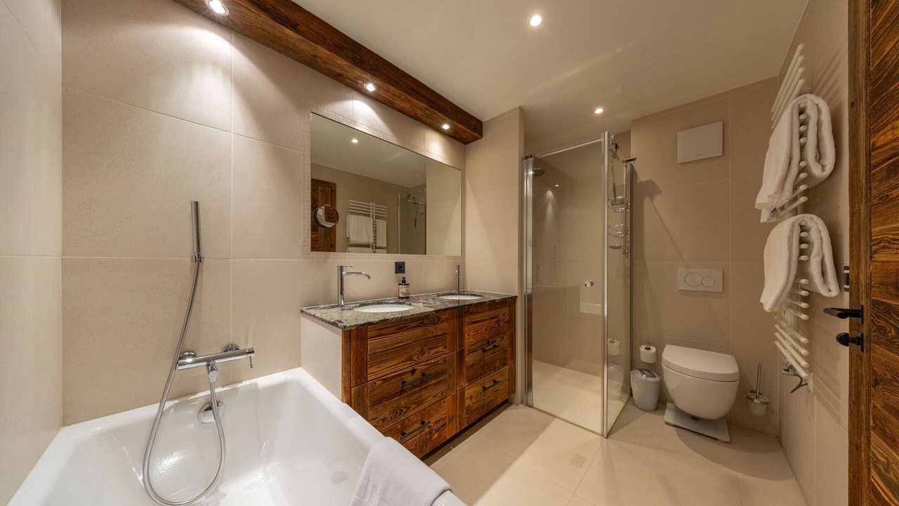 Photo of Bathroom in Saint-Pierre-de-Clages