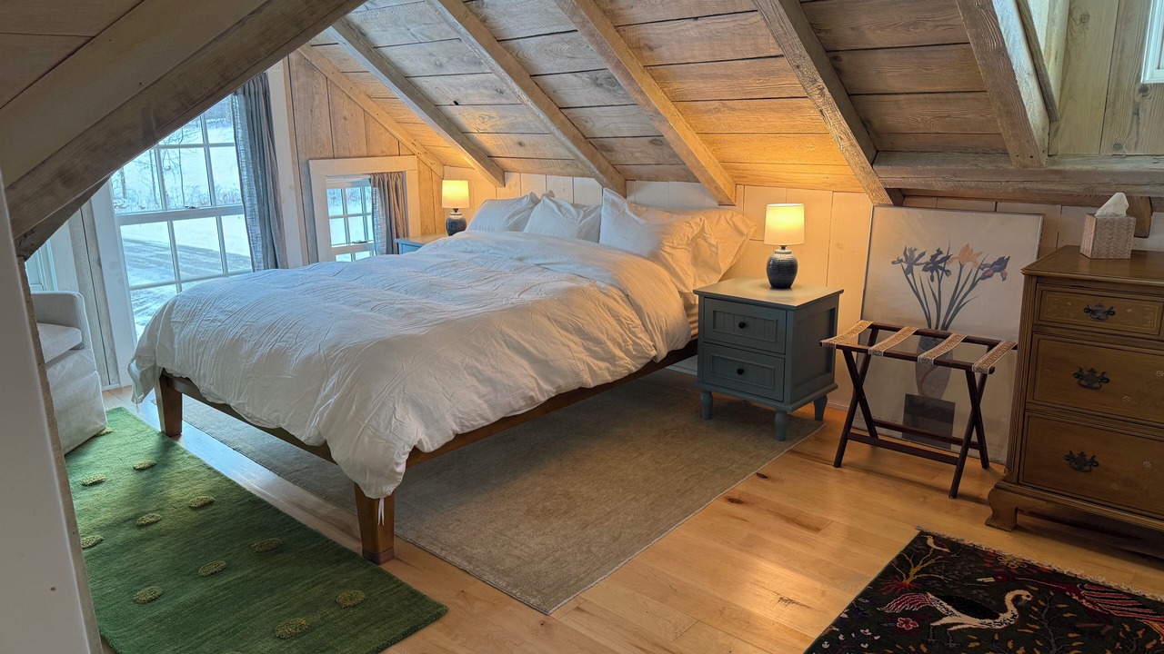 Photo of Bedroom in East Dover
