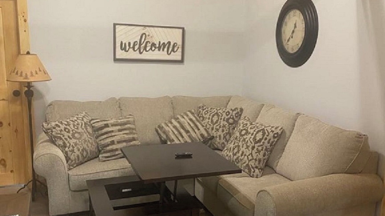 Photo of Livingroom in Lowell