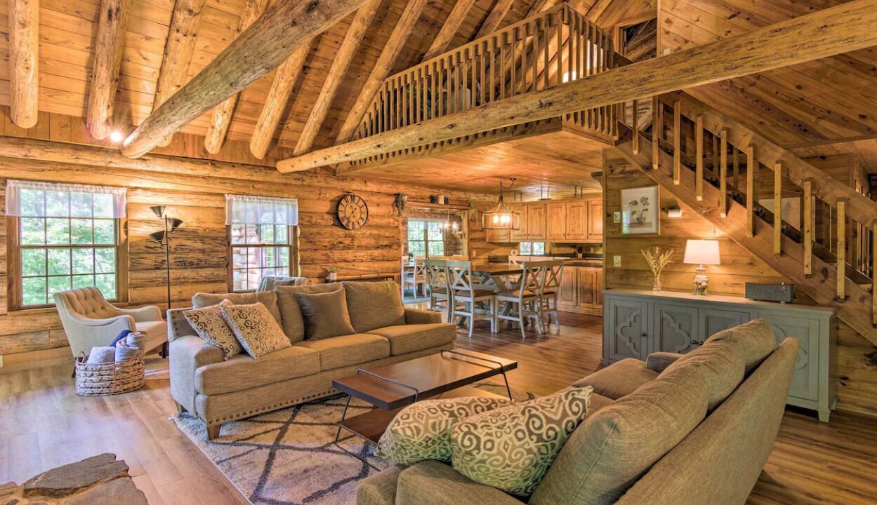 Photo of Livingroom in Pickens