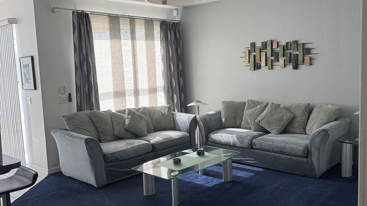 Photo of Livingroom in Sunset Lakes