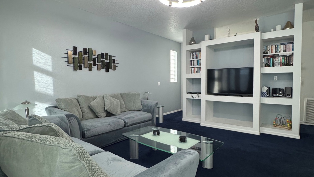 Photo of Livingroom in Sunset Lakes