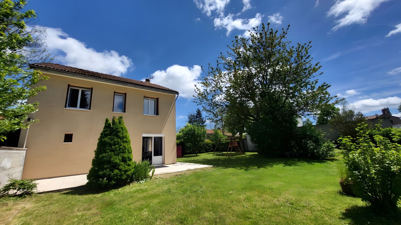 Photo of Outdoor in Lesperon