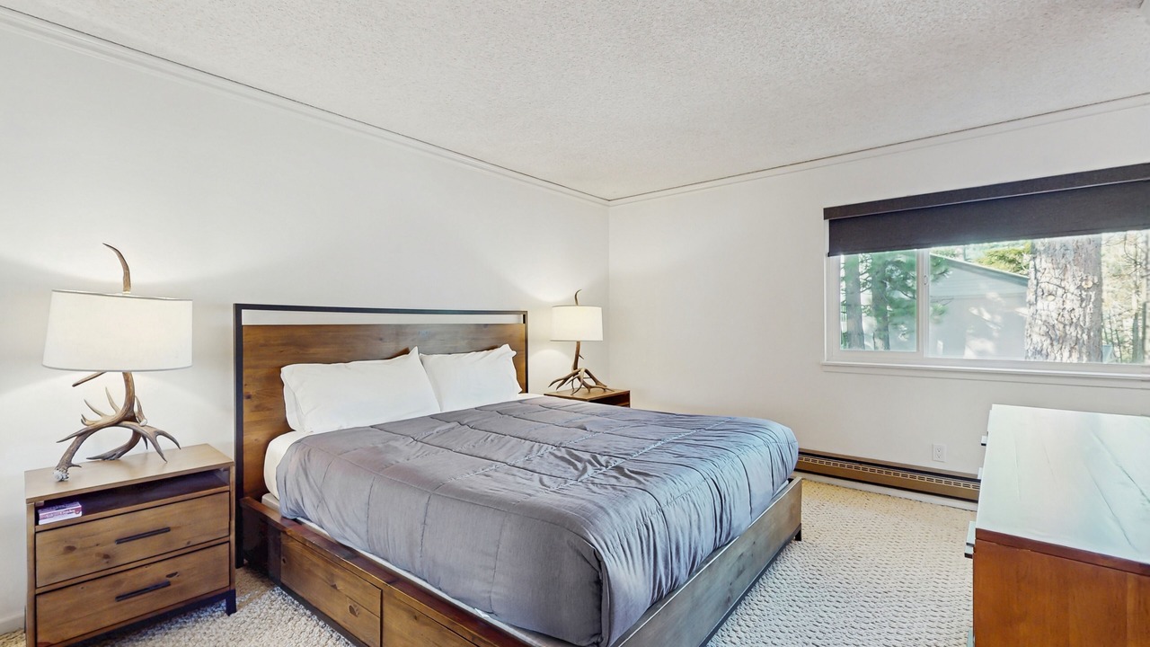 Photo of Bedroom in Tahoya Shores