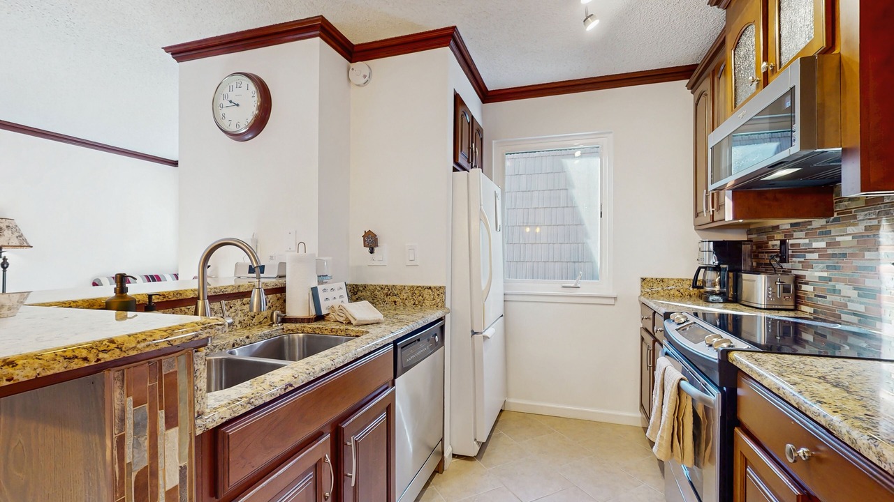 Photo of Kitchen in Tahoya Shores