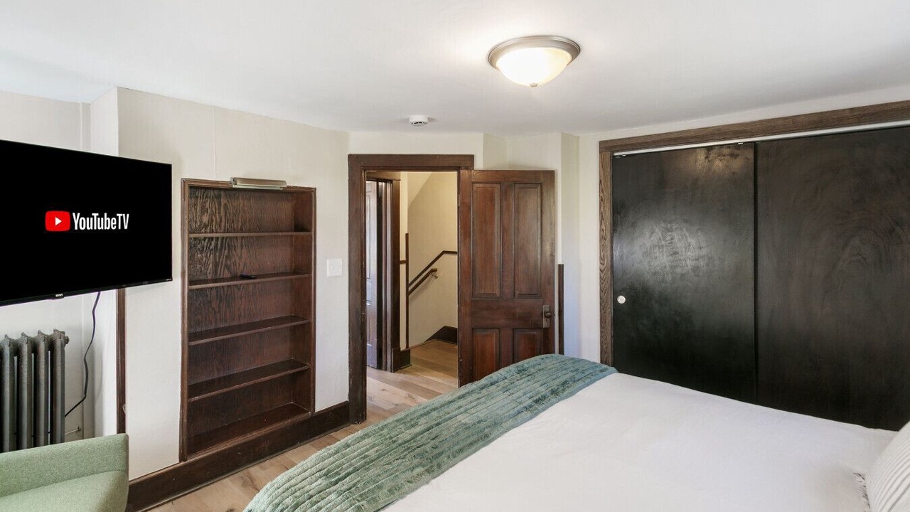Photo of Bedroom in Libertyville