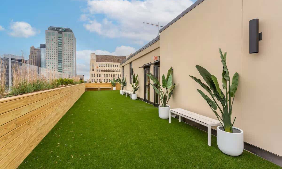 Photo of Patio Balcony in Central City