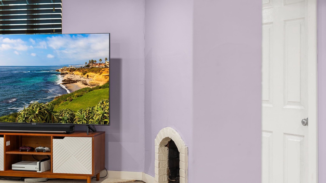 Photo of Livingroom in Englewood