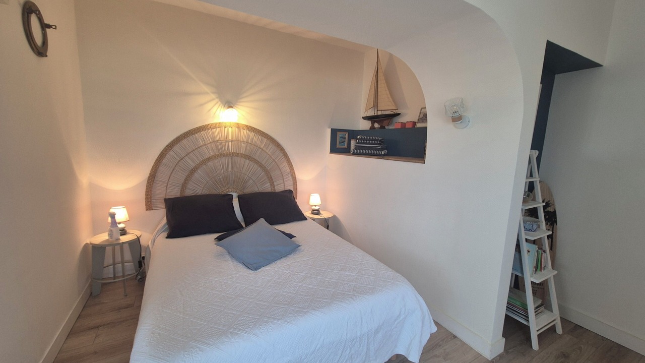 Photo of Bedroom in Saint-Lunaire