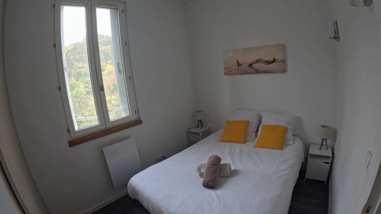 Photo of Bedroom in Corenc