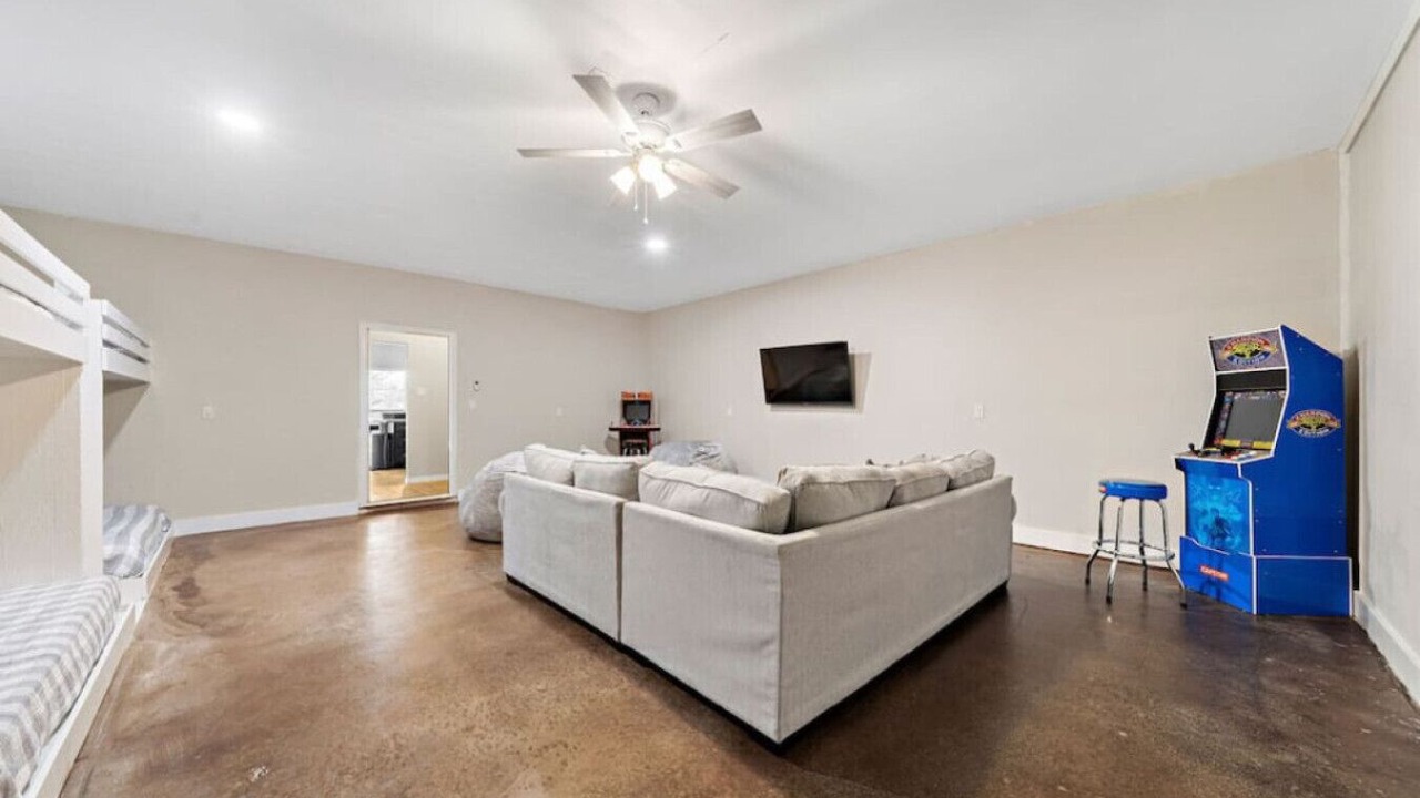 Photo of Bedroom in West Livingston